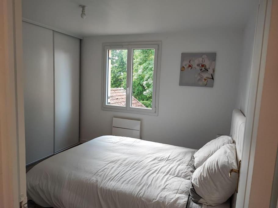 Charmant Appartement 2 Pieces Proche Disneyland Villeneuve-Saint-Denis Luaran gambar
