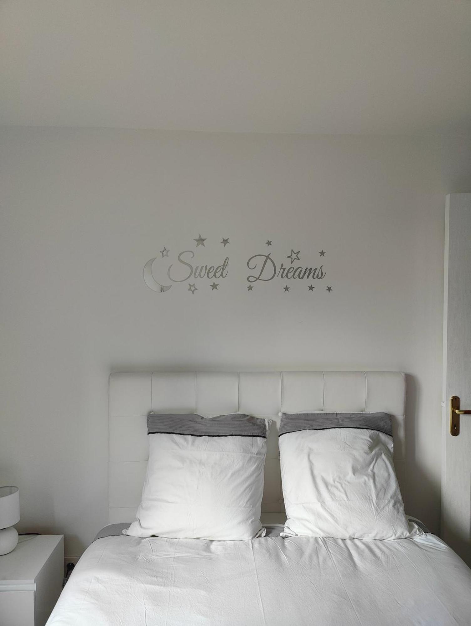 Charmant Appartement 2 Pieces Proche Disneyland Villeneuve-Saint-Denis Luaran gambar